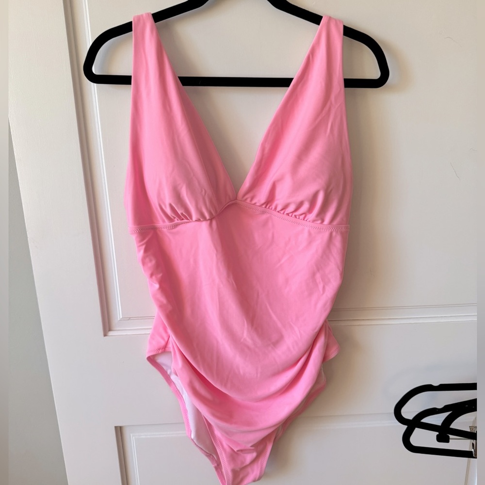 Girly pop 🍭💗 bubblegum pink one piece